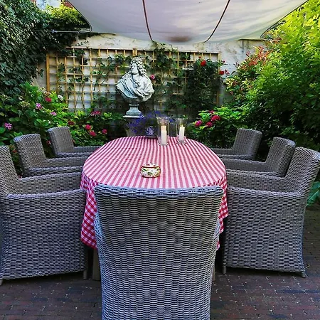 Bed & Breakfast Huyze Elimonica Ostend