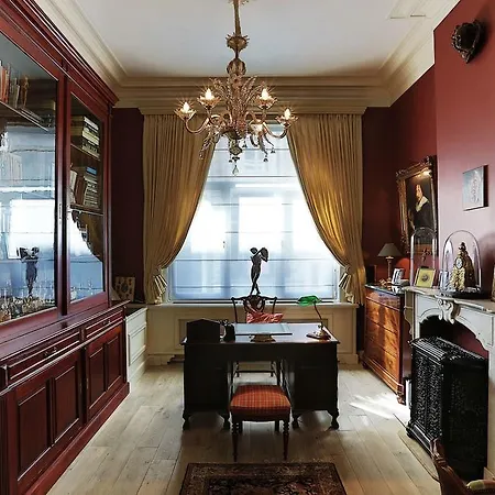 Huyze Elimonica Остенде