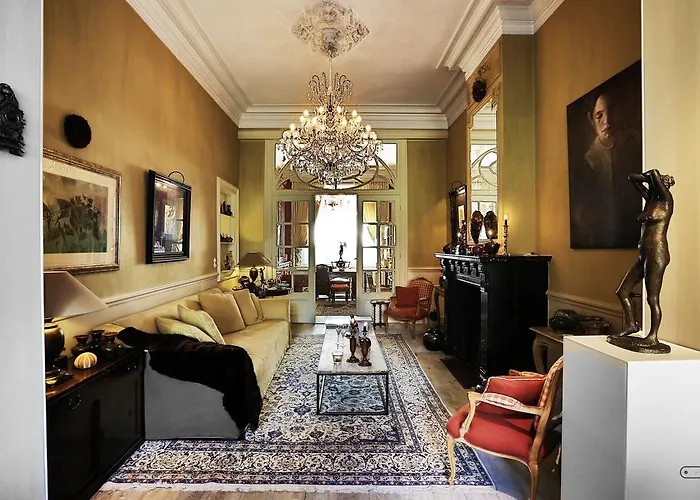 לינה וארוחת בוקר Huyze Elimonica